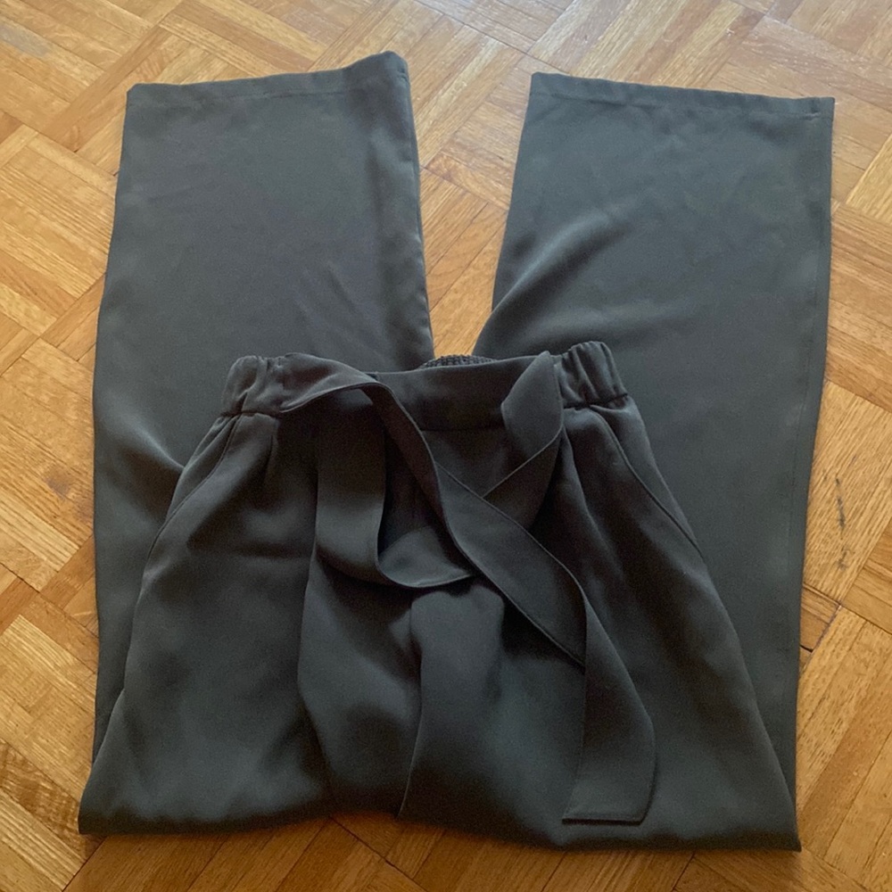 Lululemon wide leg pant